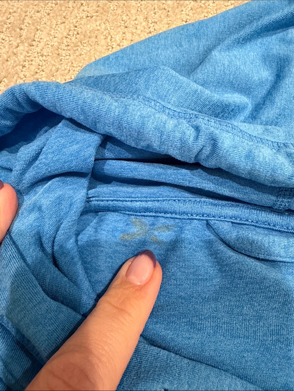 Women’s Lightweight Blue Vuori Hooded Sweatshirt - Picture 5 of 7